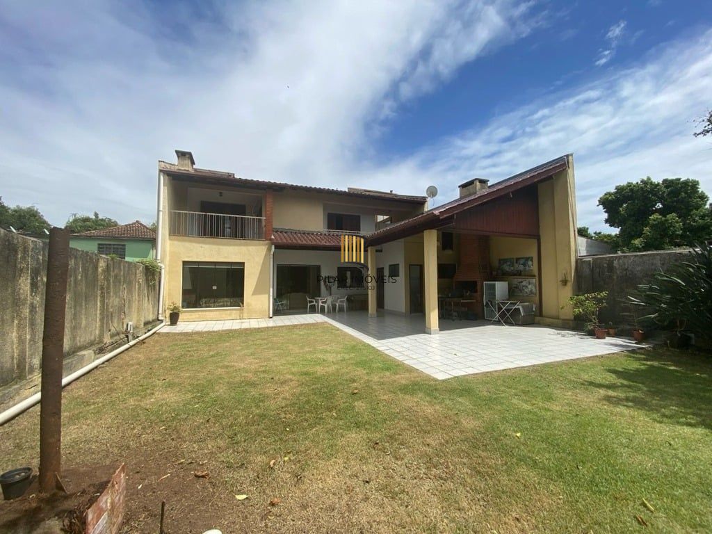 Casa 3 dormitórios no bairro Jardim do Salso - Pilar Imóveis