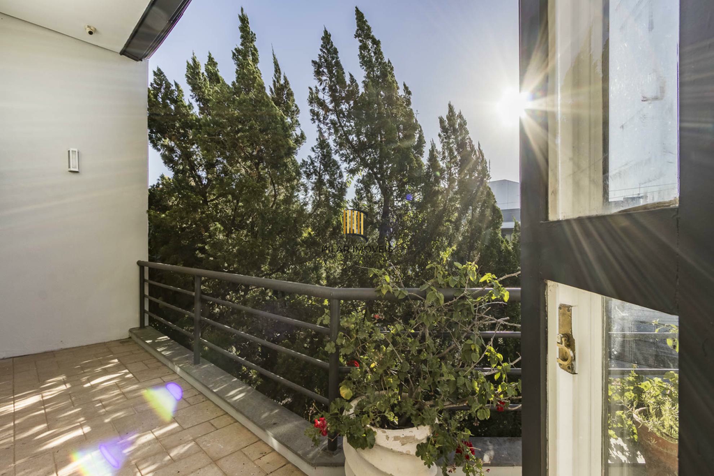 Casa 5 dormitórios no bairro Chácara das Pedras