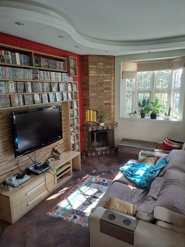 Casa 4 dormitórios no bairro Cristal