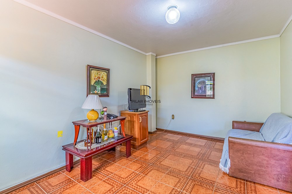 Casa 5 dormitórios no bairro Tristeza