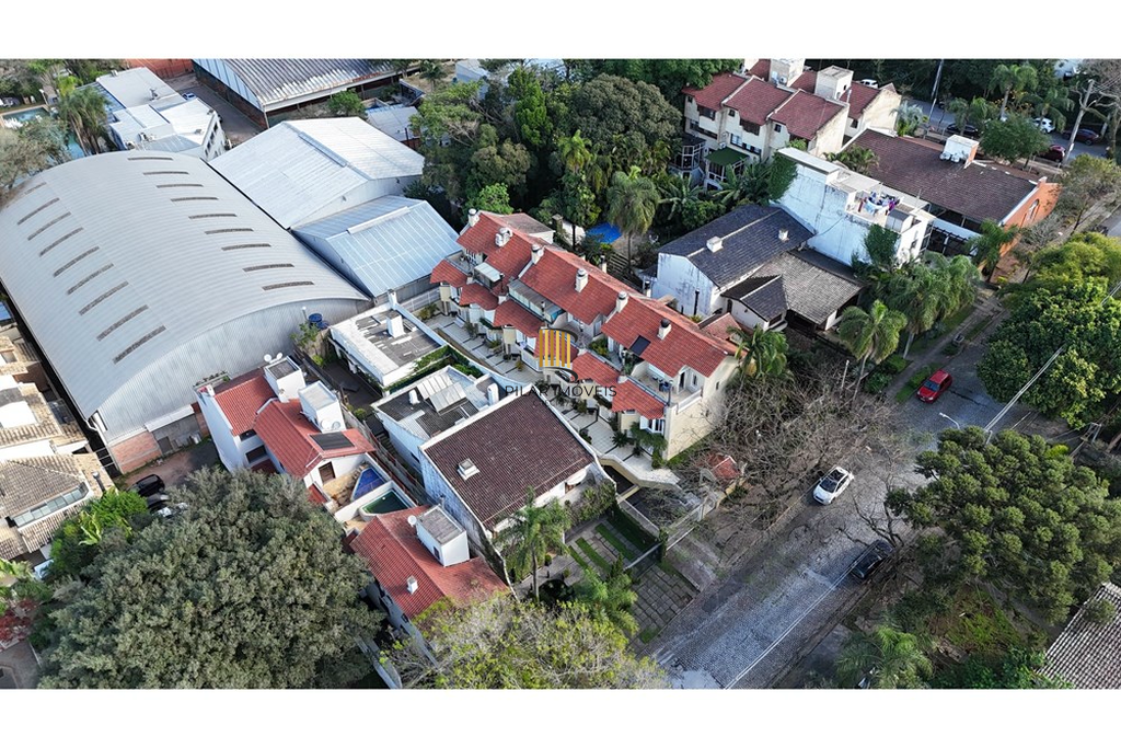 Casa de Condomínio 4 dormitórios no bairro Boa Vista