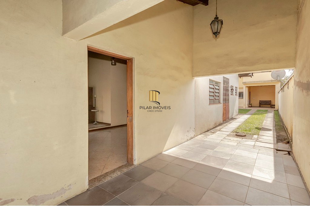 Casa 4 dormitórios no bairro Cavalhada