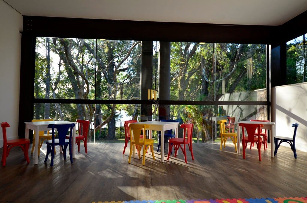 Casa de Condomínio 4 dormitórios no bairro Ipanema
