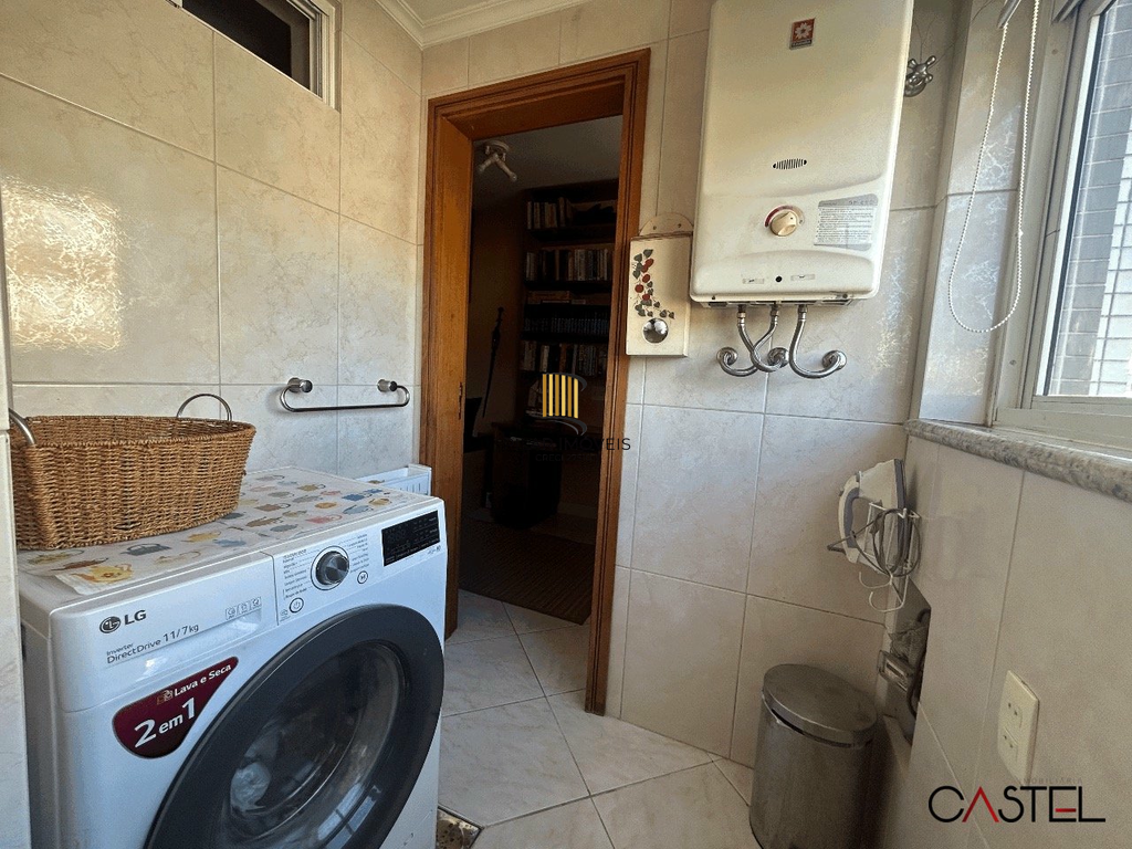 Apartamento 3 dormitórios no bairro Menino Deus