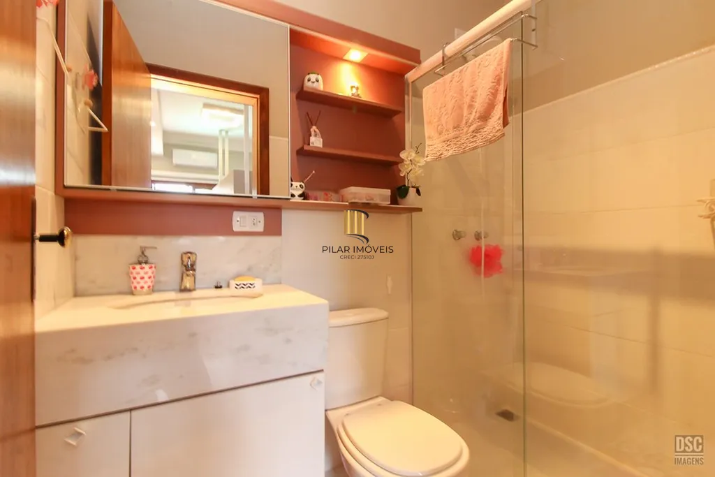 Casa 3 dormitórios no bairro Hípica