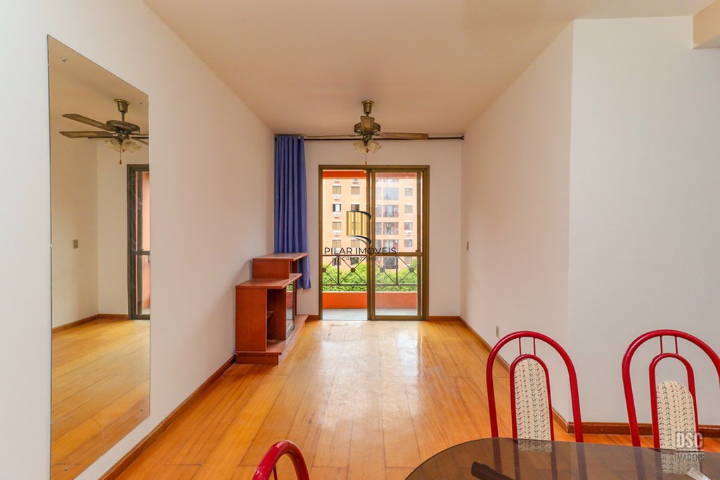 Apartamento 3 dormitórios no bairro Jardim Carvalho