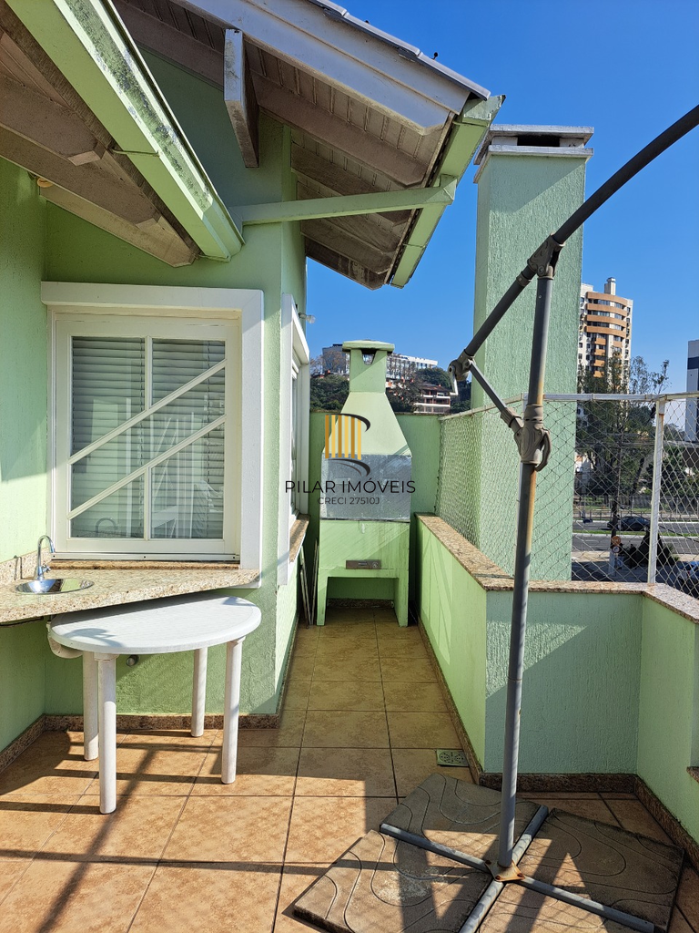 Casa 4 dormitórios no bairro Cristal