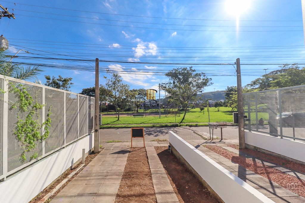 Casa 3 dormitórios no bairro Hípica