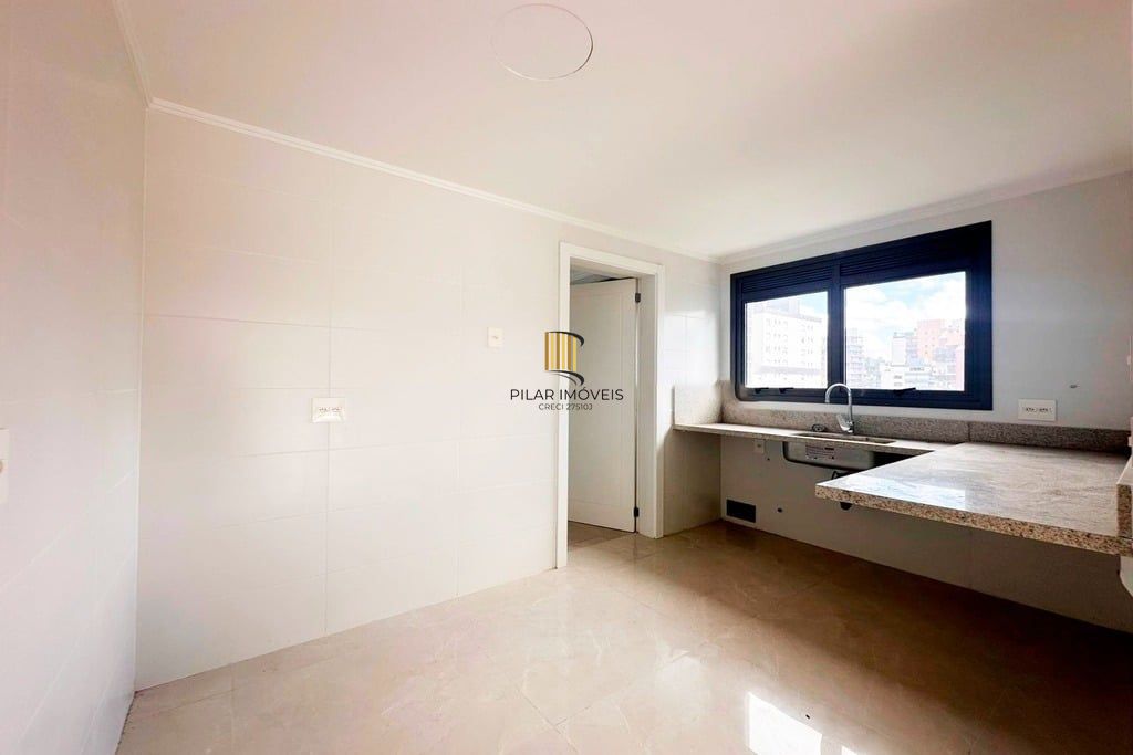 Apartamento 3 dormitórios no bairro Petrópolis