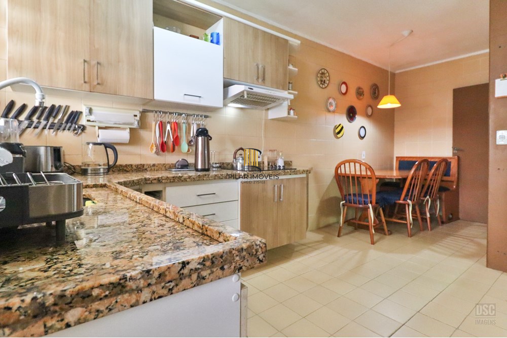 Casa 2 dormitórios no bairro Vila Jardim