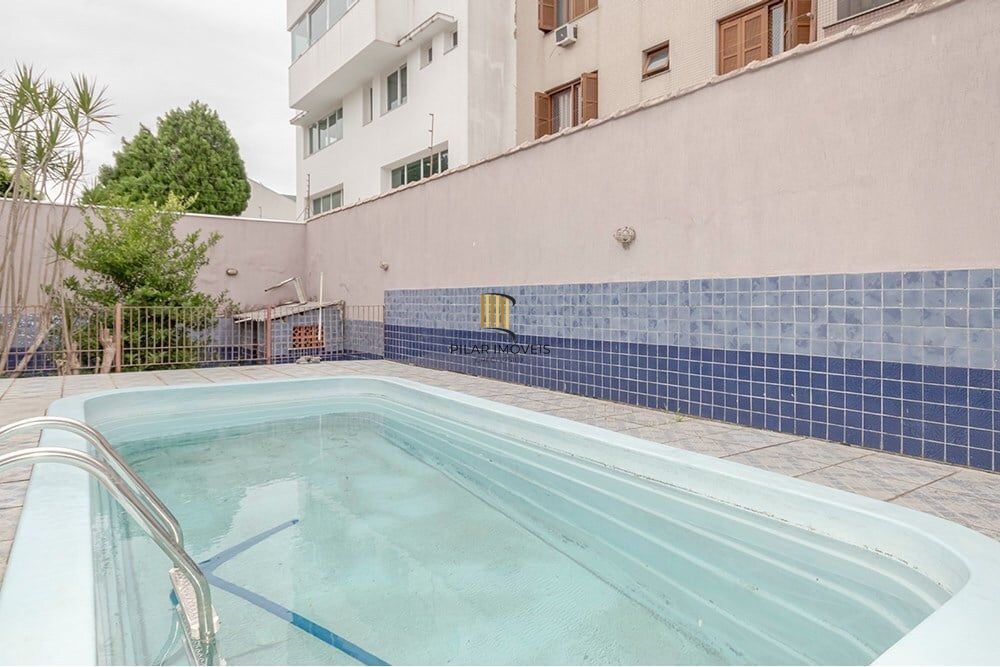 Casa 4 dormitórios no bairro Jardim Itu