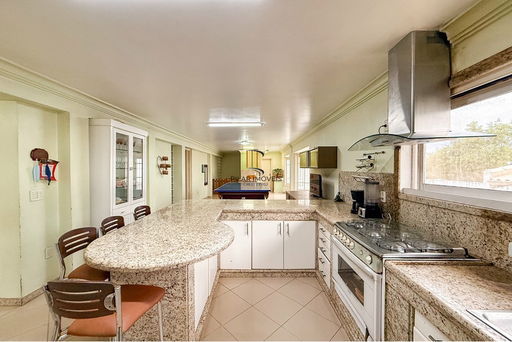 Casa 6 dormitórios no bairro Nossa Senhora das Graças