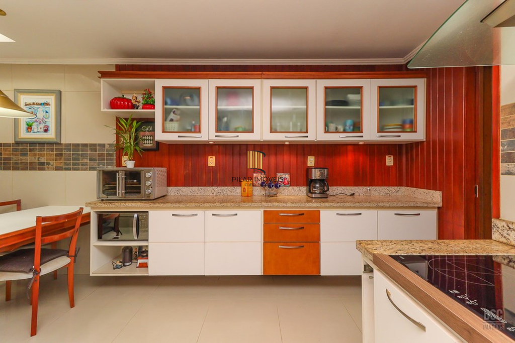 Casa 3 dormitórios no bairro Passo da Areia