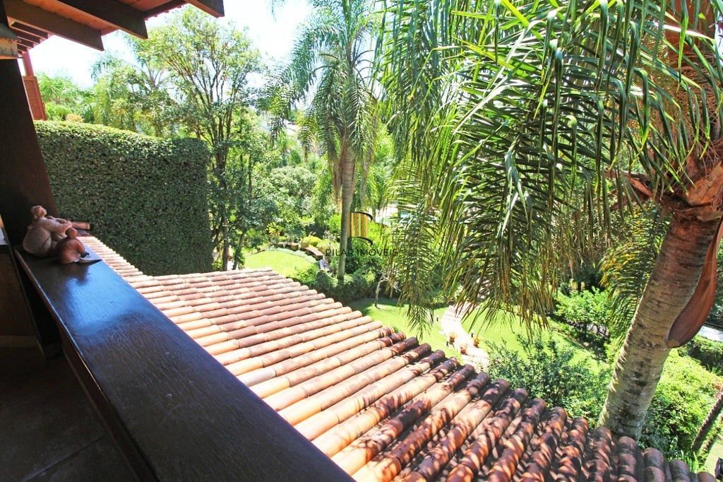 Casa de Condomínio 4 dormitórios no bairro Santa Tereza
