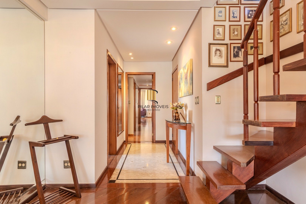 Cobertura 3 dormitórios no bairro Bela Vista