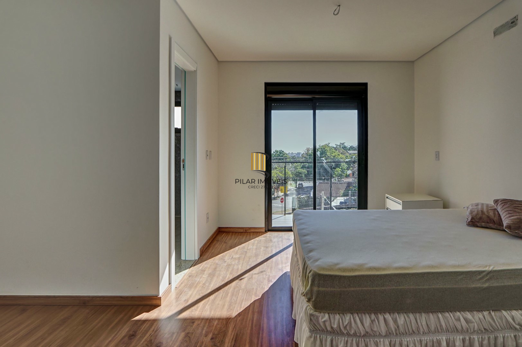 Casa 3 dormitórios no bairro Chácara das Pedras