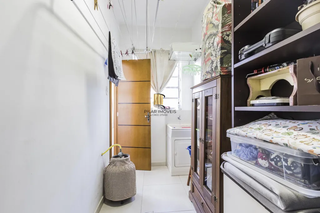 Apartamento 3 dormitórios no bairro Azenha