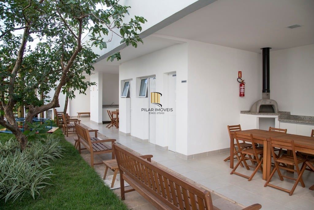 Apartamento 2 dormitórios no bairro Vila São José
