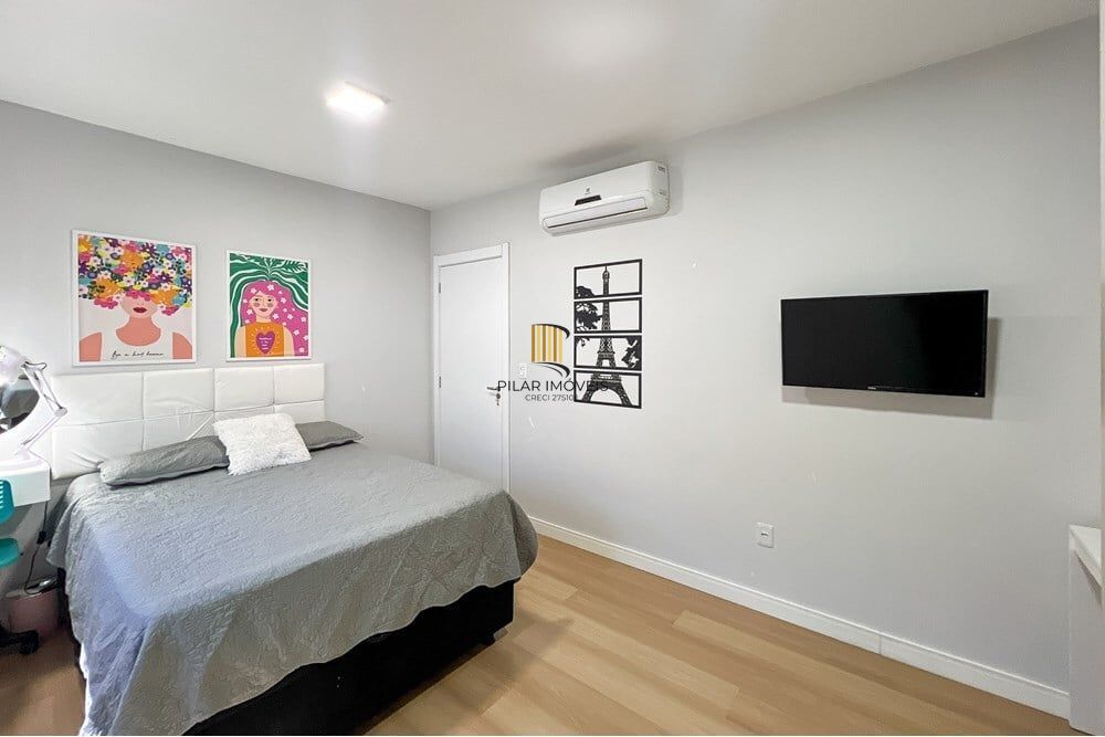 Casa de Condomínio 3 dormitórios no bairro Niterói