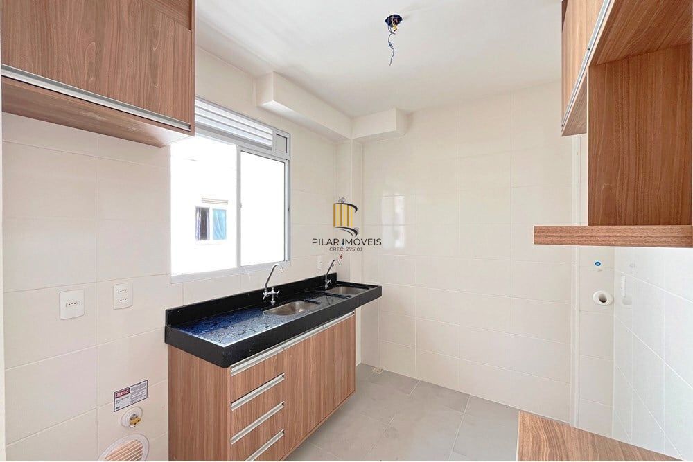 Apartamento 2 dormitórios no bairro Restinga