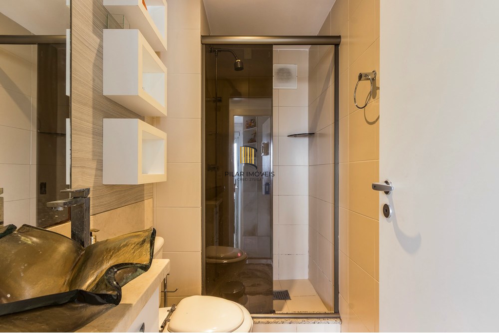 Apartamento 2 dormitórios no bairro Vila Ipiranga