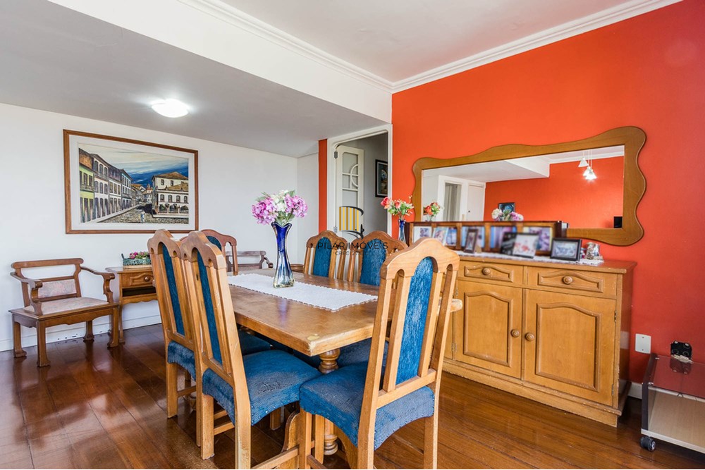 Apartamento 3 dormitórios no bairro Menino Deus