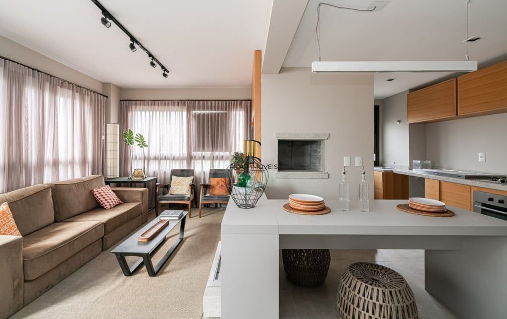 Apartamento 3 dormitórios no bairro Menino Deus