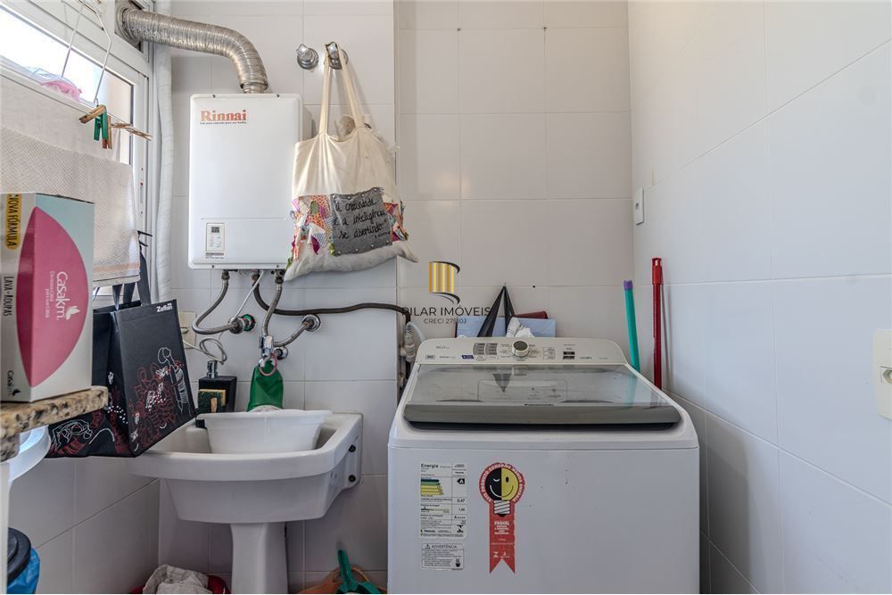 Apartamento 2 dormitórios no bairro Jardim Lindóia