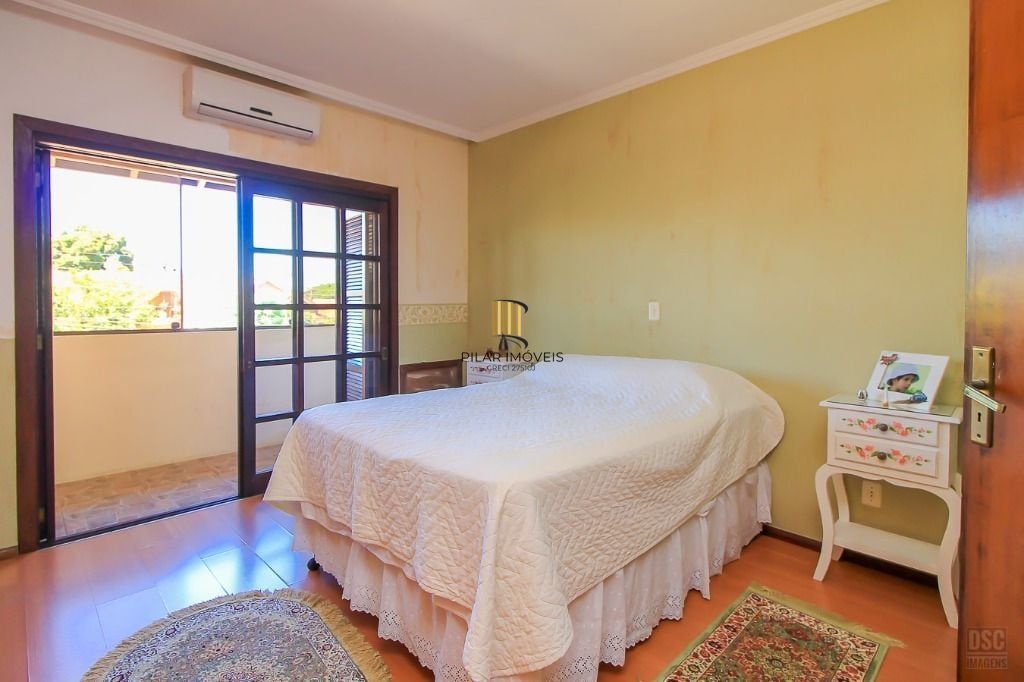 Casa 3 dormitórios no bairro Cavalhada