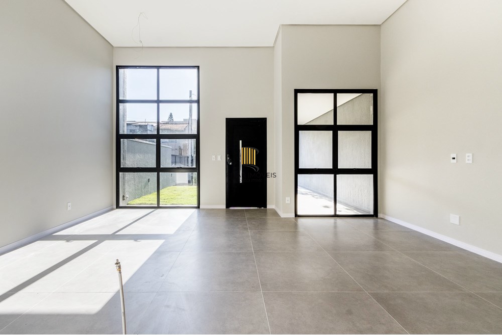 Casa 3 dormitórios no bairro Morro Santana