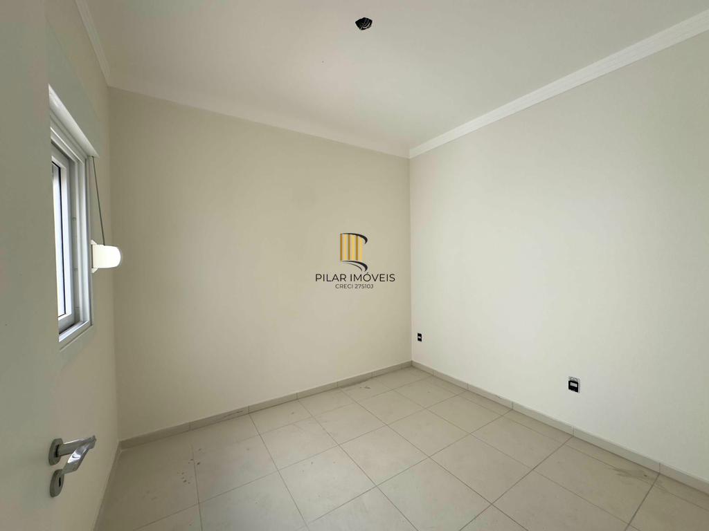 Casa de Condomínio 2 dormitórios no bairro Olaria