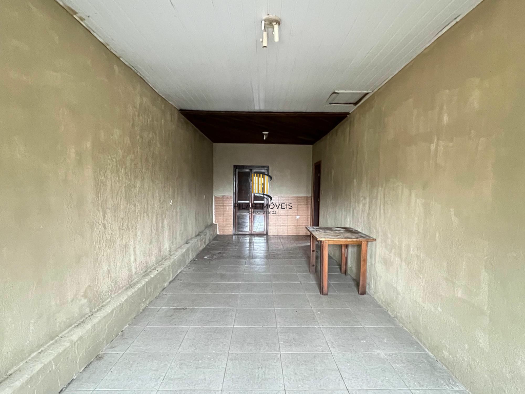 Casa 3 dormitórios no bairro Califórnia