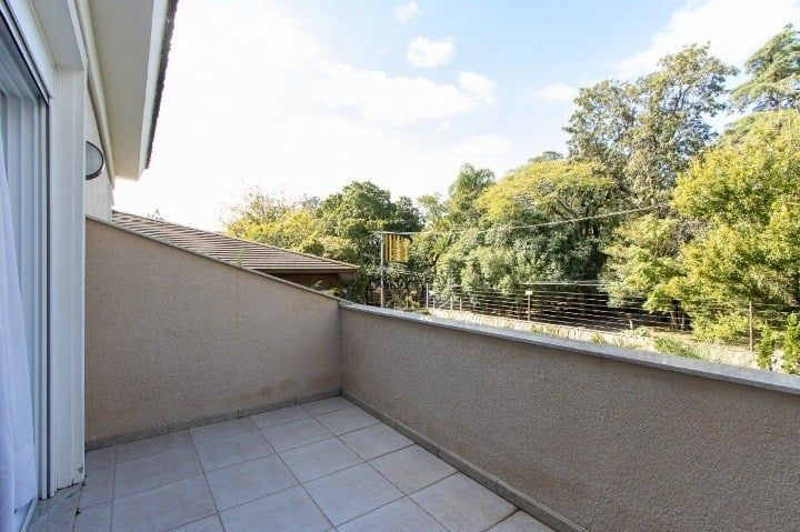 Casa de Condomínio 5 dormitórios no bairro Pedra Redonda