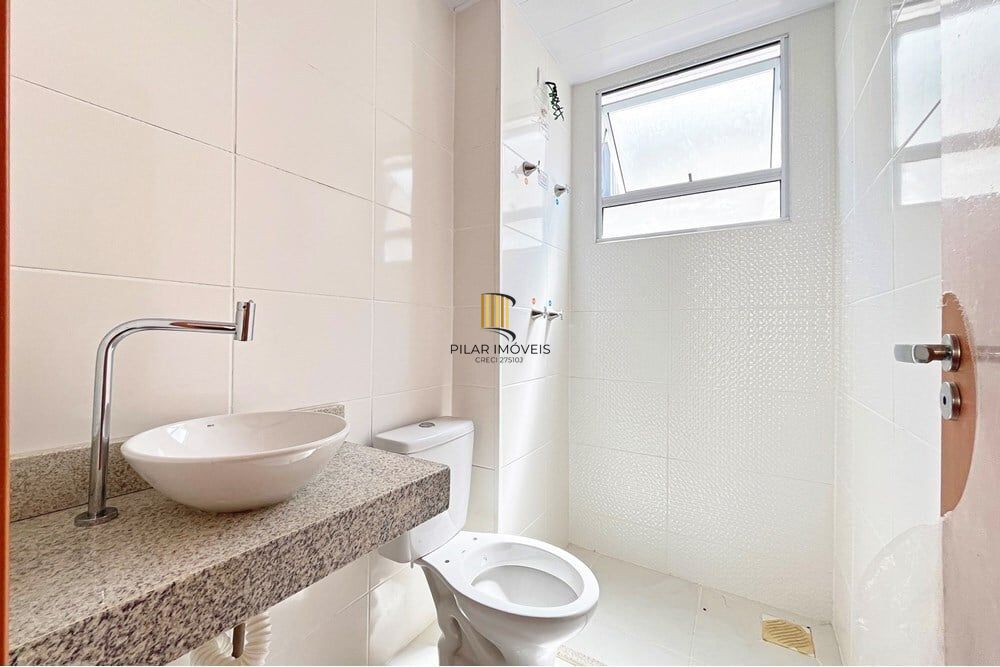 Apartamento 2 dormitórios no bairro Restinga