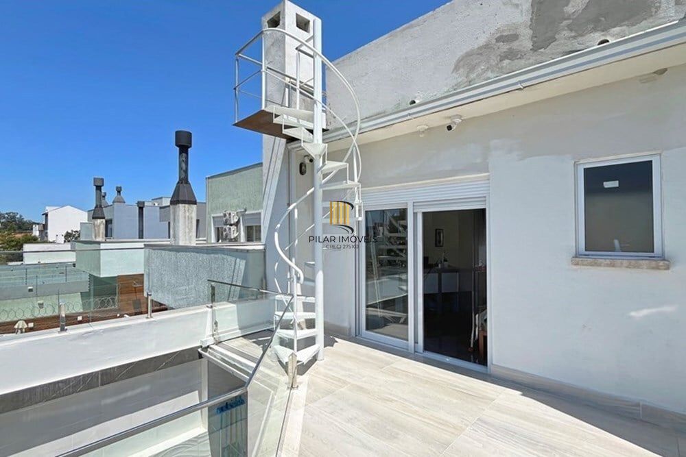 Casa 2 dormitórios no bairro Hípica
