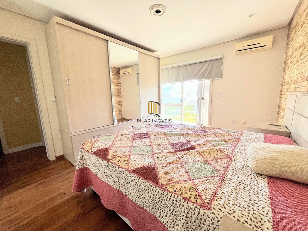 Casa de Condomínio 3 dormitórios no bairro Vila Nova