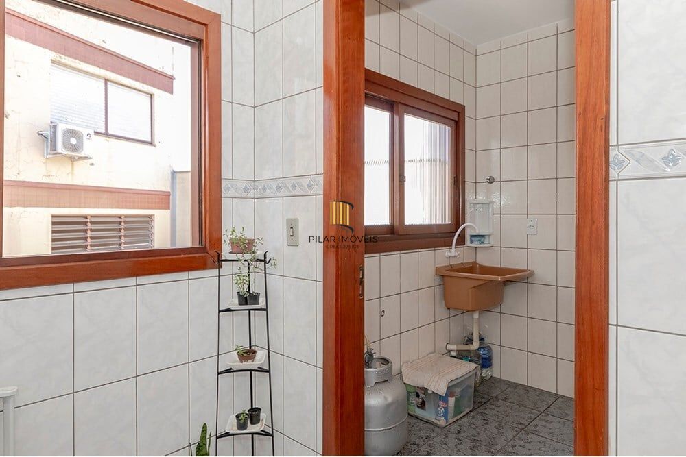 Apartamento 2 dormitórios no bairro Partenon