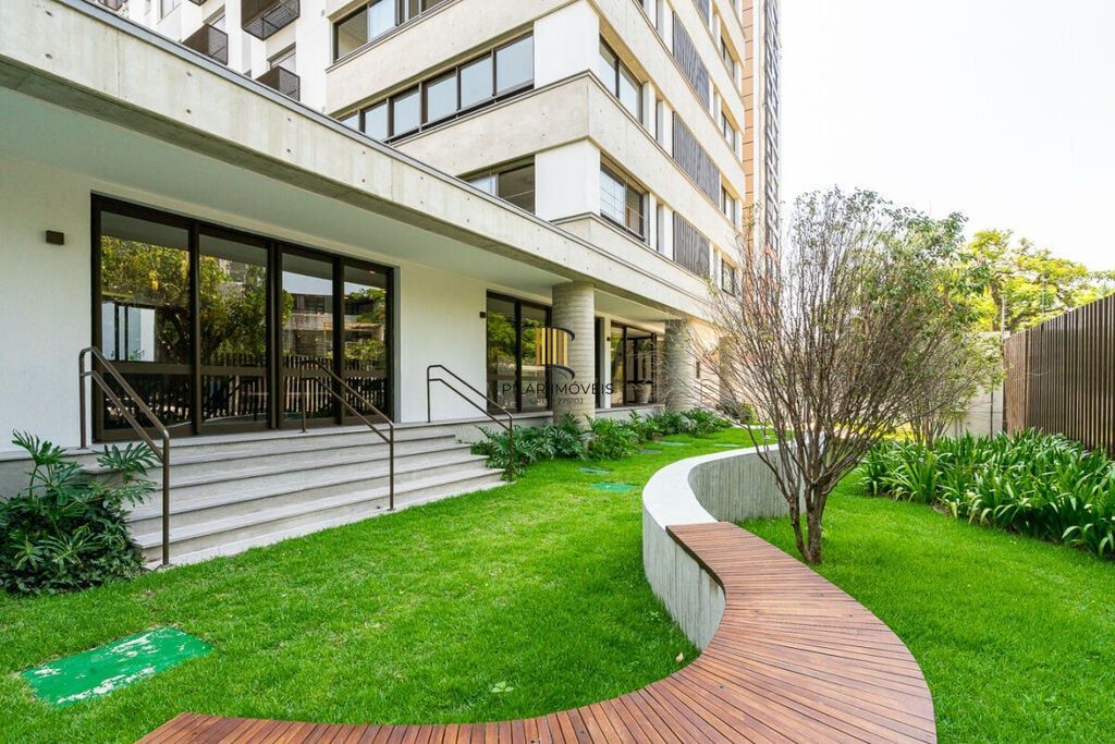 Apartamento 3 dormitórios no bairro Menino Deus