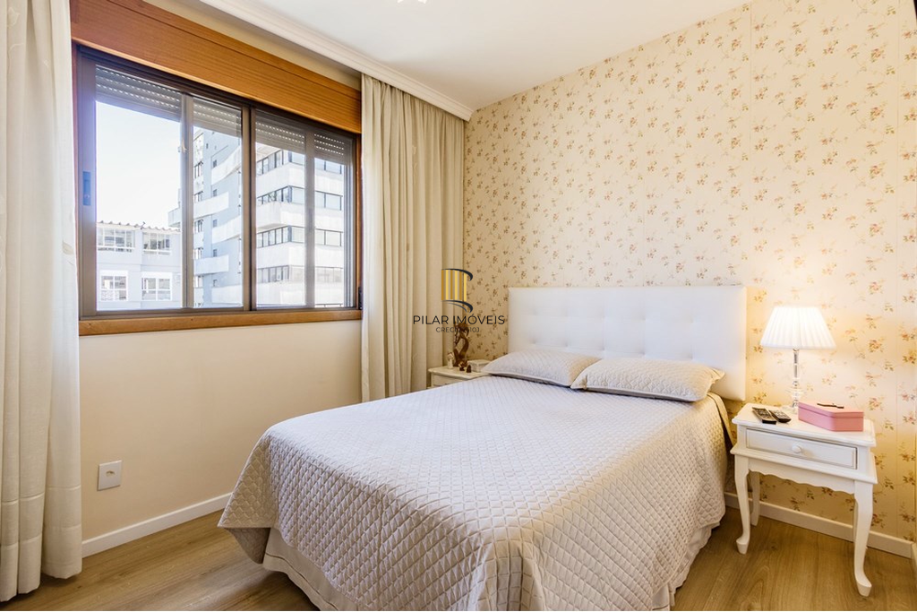 Apartamento 3 dormitórios no bairro Menino Deus