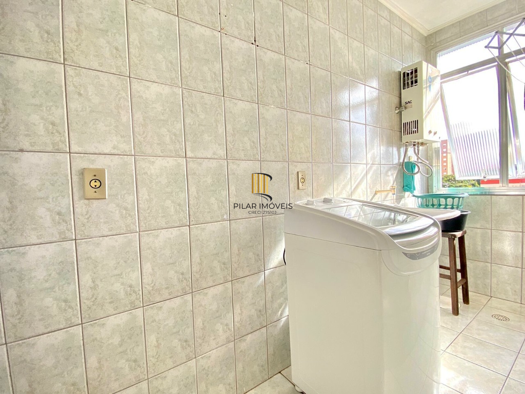 Apartamento 2 dormitórios no bairro Centro