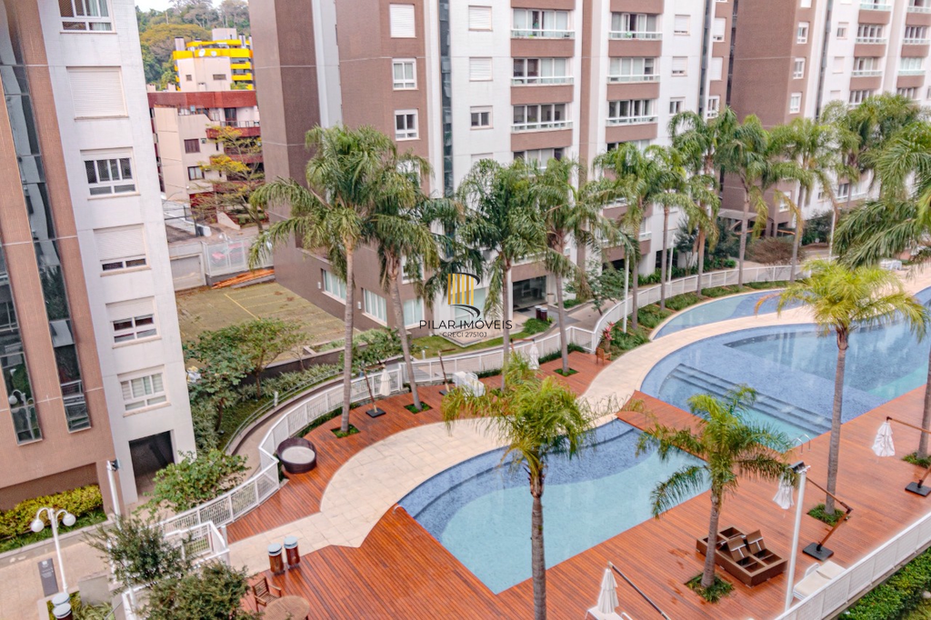 Apartamento 4 dormitórios no bairro Menino Deus
