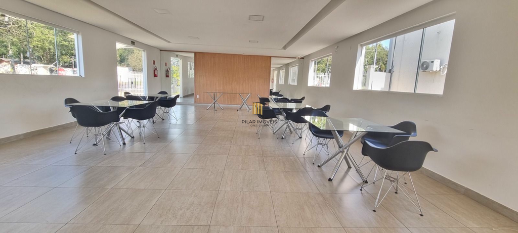Apartamento 2 dormitórios no bairro Cavalhada