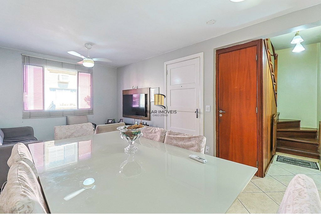 Casa de Condomínio 4 dormitórios no bairro Jardim Itu Sabará