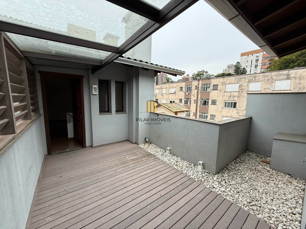 Cobertura 3 dormitórios no bairro Petrópolis