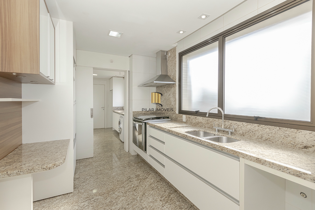 Triplex 3 dormitórios no bairro Bela Vista