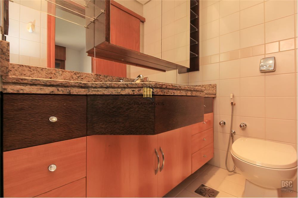 Apartamento 4 dormitórios no bairro Mont Serrat