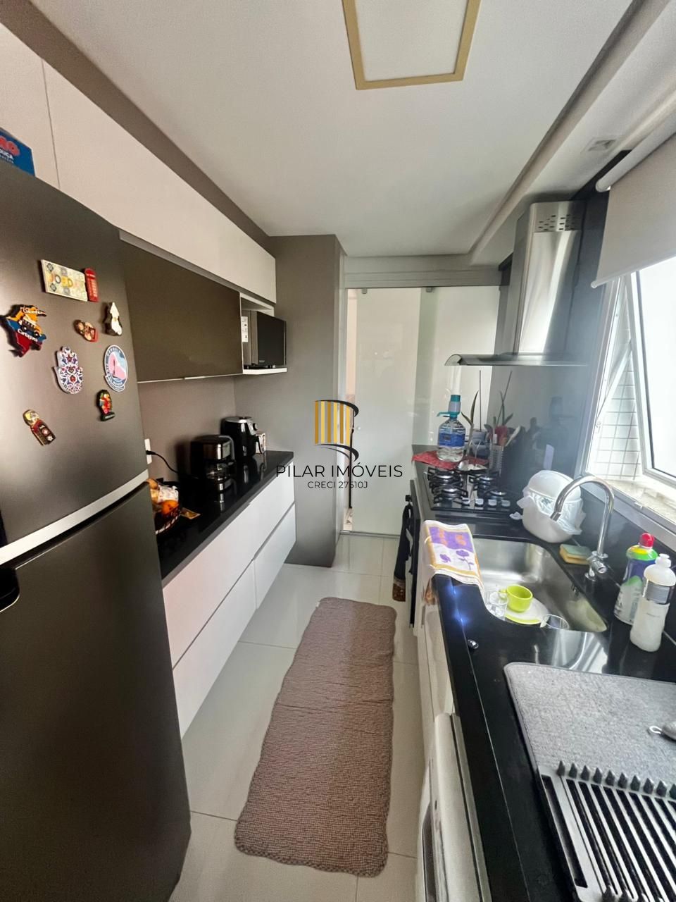 Apto de 03 dorm, sendo 01 suíte, 02 vagas, 103 m2, na João Obino, semi mobiliado