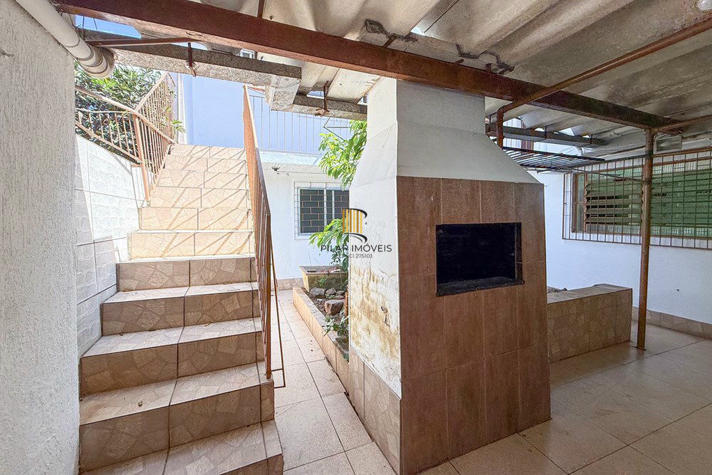 Casa 5 dormitórios no bairro São José