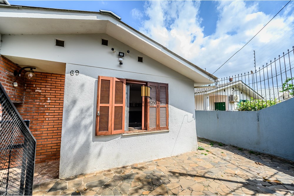 Casa 3 dormitórios no bairro Santa Tereza