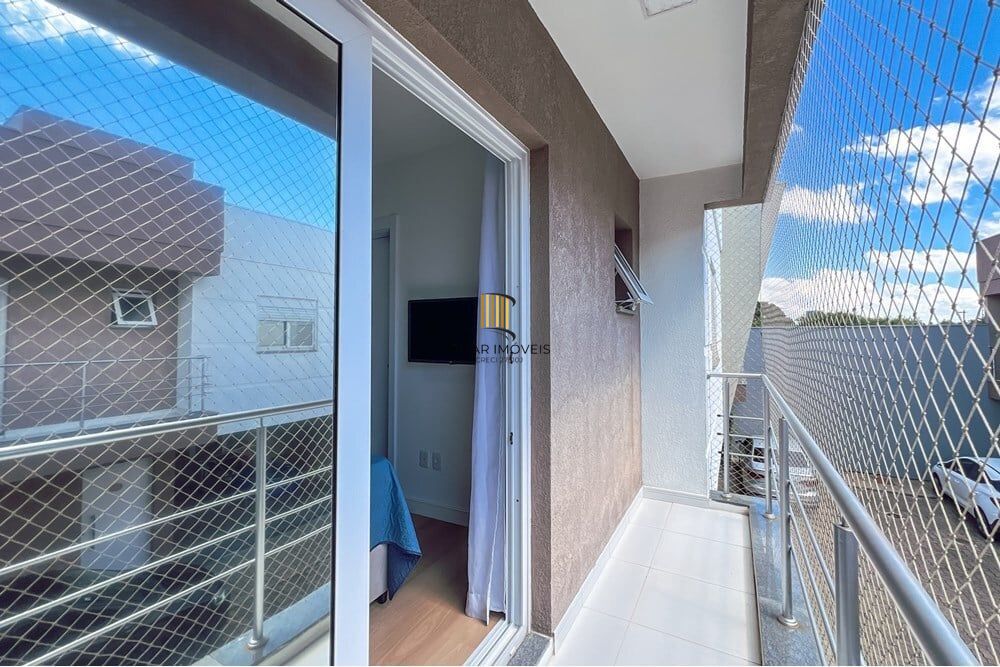 Casa de Condomínio 3 dormitórios no bairro Niterói